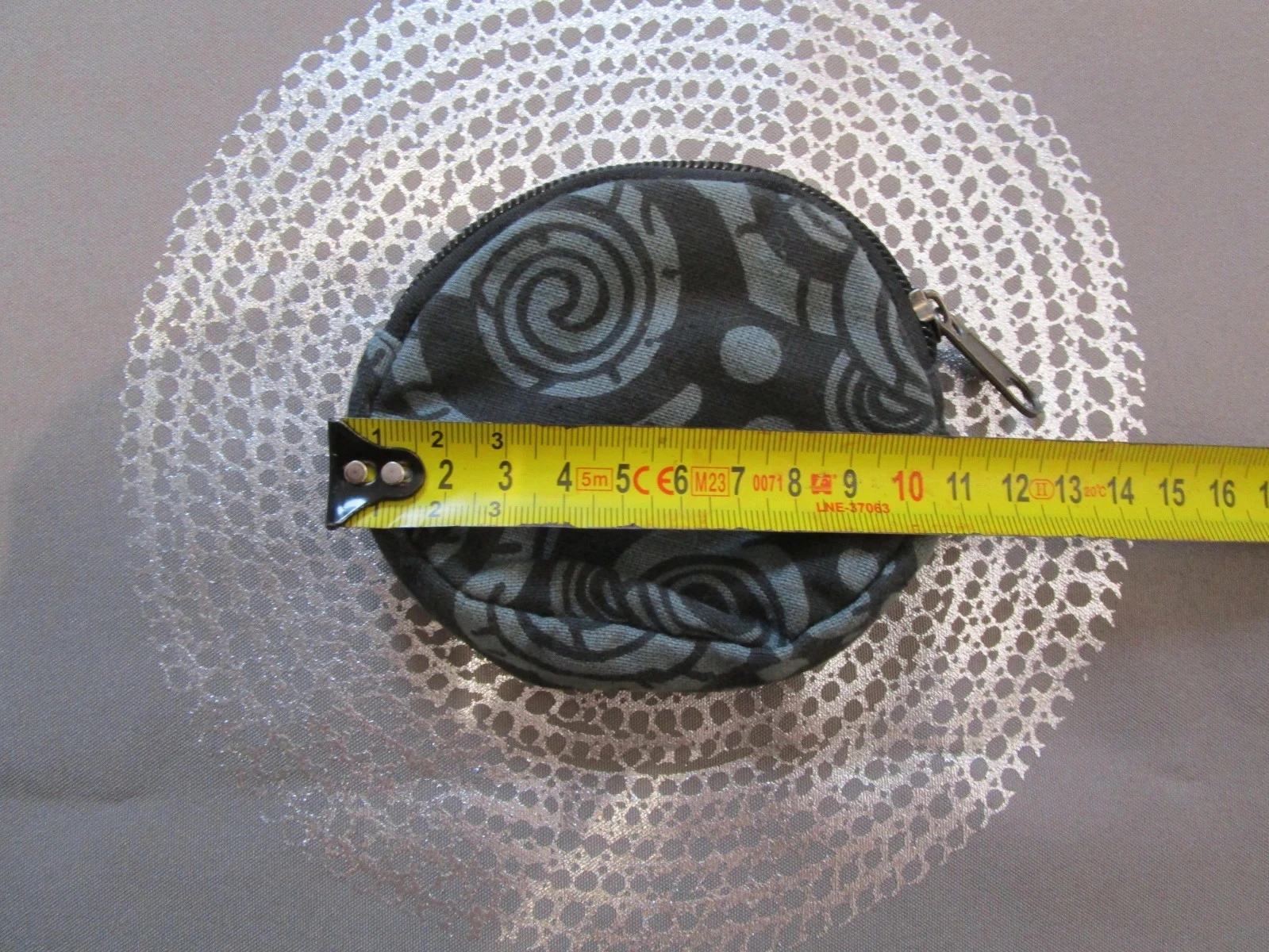 Porte-monnaie rond en tissu 100 % coton Style ethnique Fermeture zippée – Noir Gris Ø 10 cm P013 – photo 5